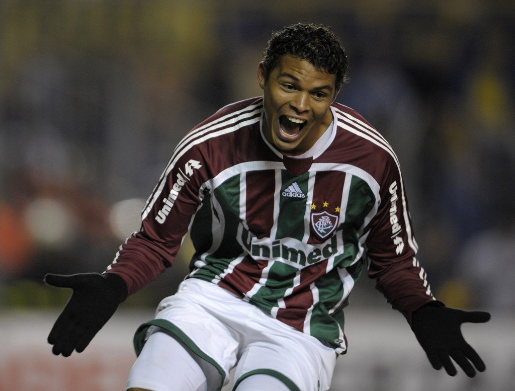 Thiago Silva comemorando gol pelo Fluminense, em 2008
