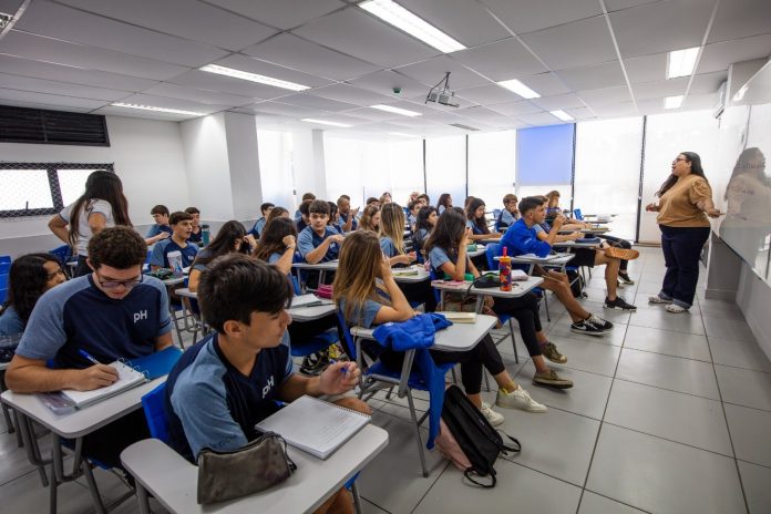 Alunos em sala de aula do PH - Foto Divulgação