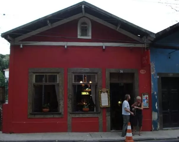1dsc01252 Santa Teresa comemora a reabertura de 2 bares tradicionais do bairro