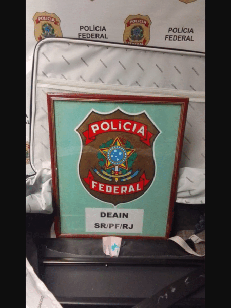 Mais de 3kg de cocaína foi encontrado em fundo falso de mala que foi despachada