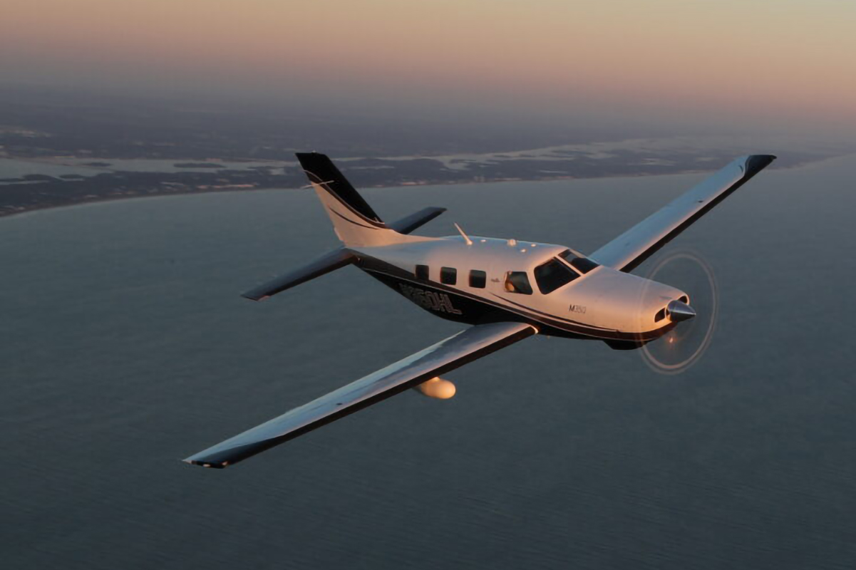 Piper M350