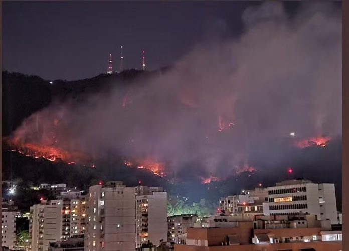 Incendio no Sumaré