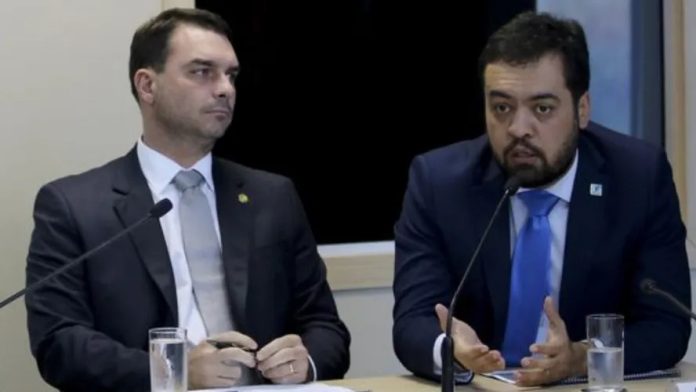 Flavio Bolsonaro e Claudio Castro